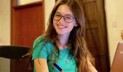 Cinzia Torriani doing an online internship.